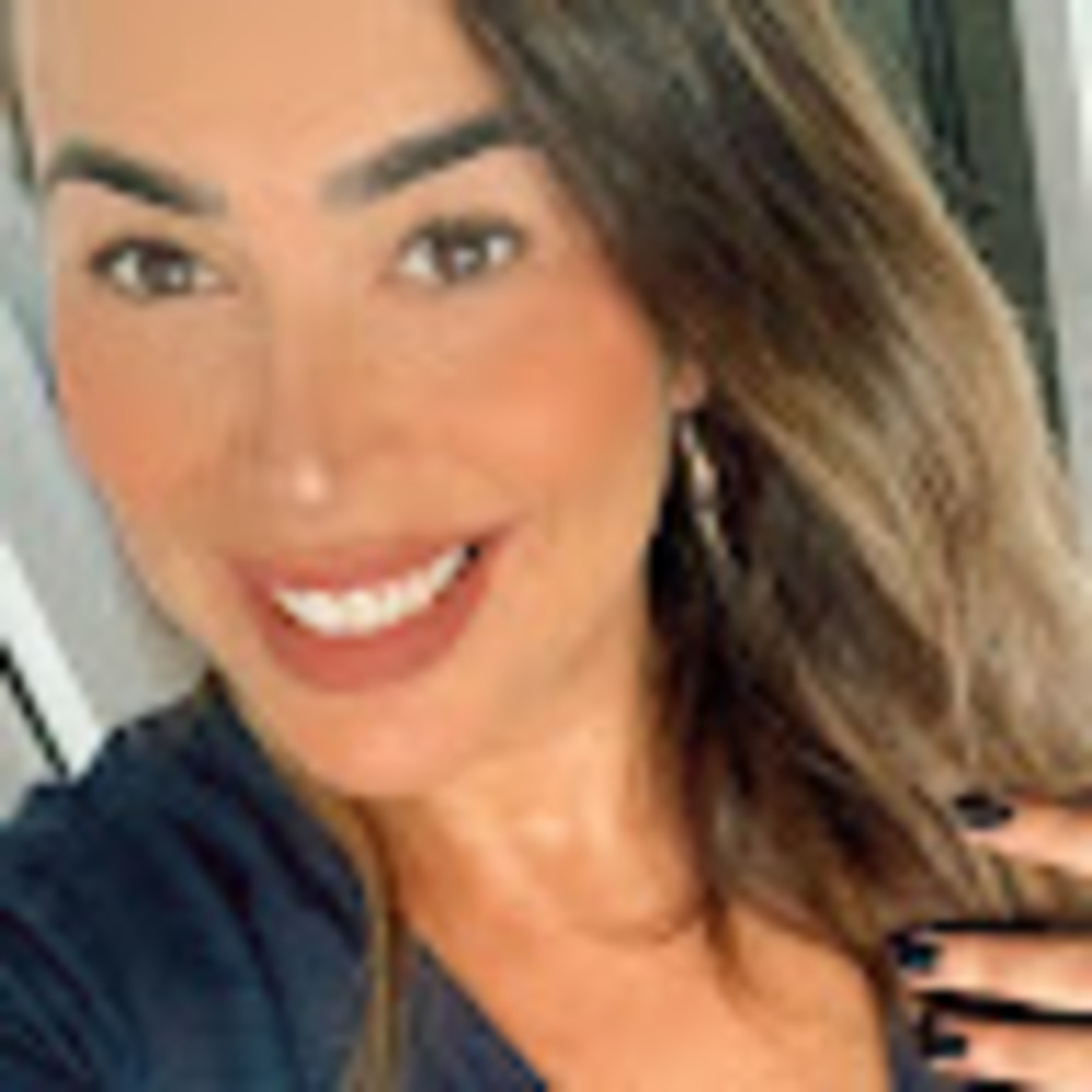 Meet your Posher, Luciana